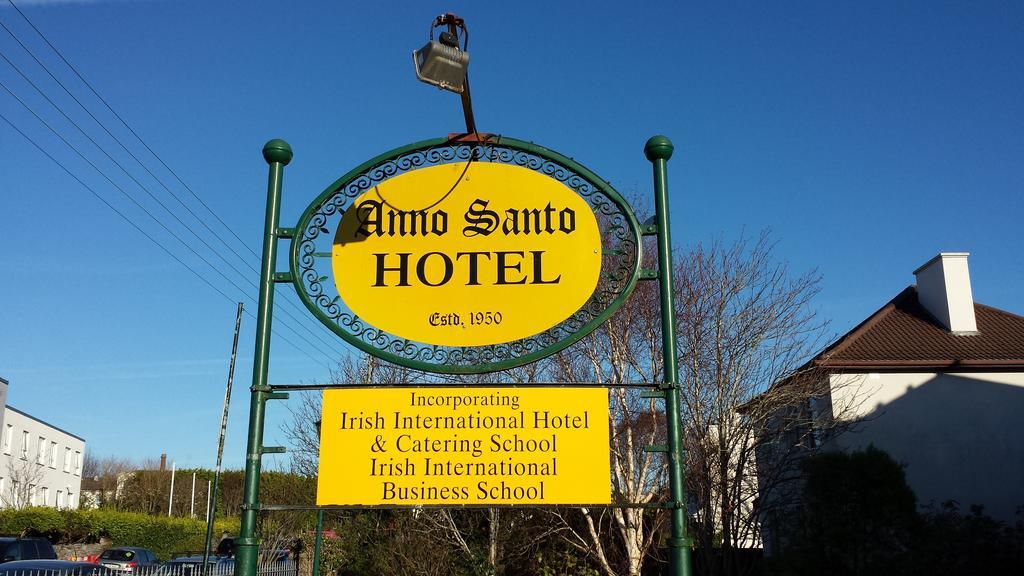 Anno Santo Hotel Голуэй Экстерьер фото