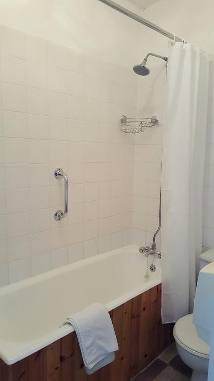 Anno Santo Hotel Голуэй Экстерьер фото