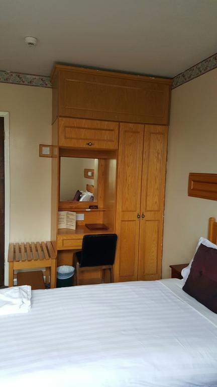 Anno Santo Hotel Голуэй Экстерьер фото